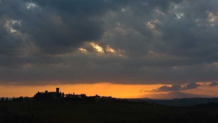 poppiano castle sunset