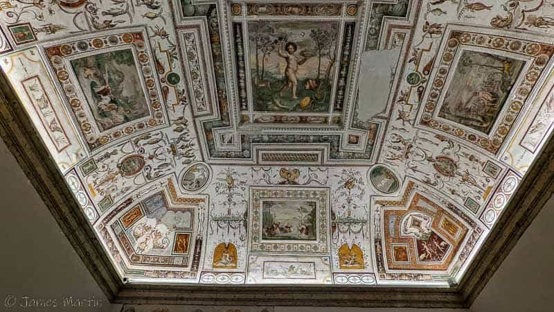 plafond peint de la Villa Farnèse